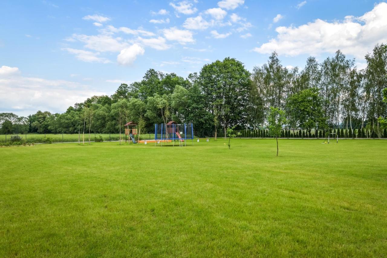 Kempingzator Apartamenty エクステリア 写真