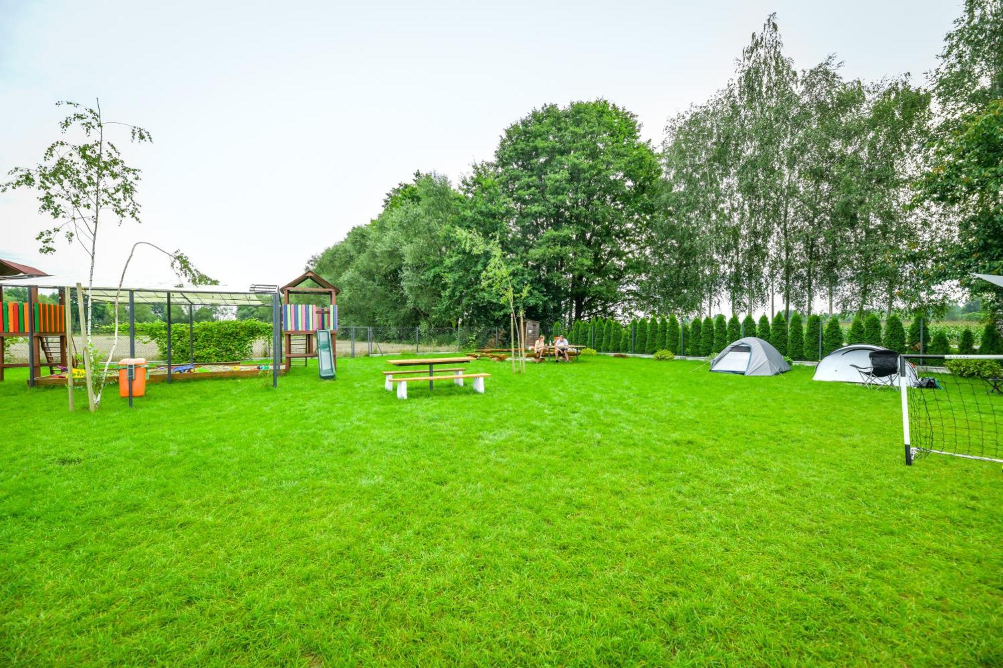 Kempingzator Apartamenty エクステリア 写真